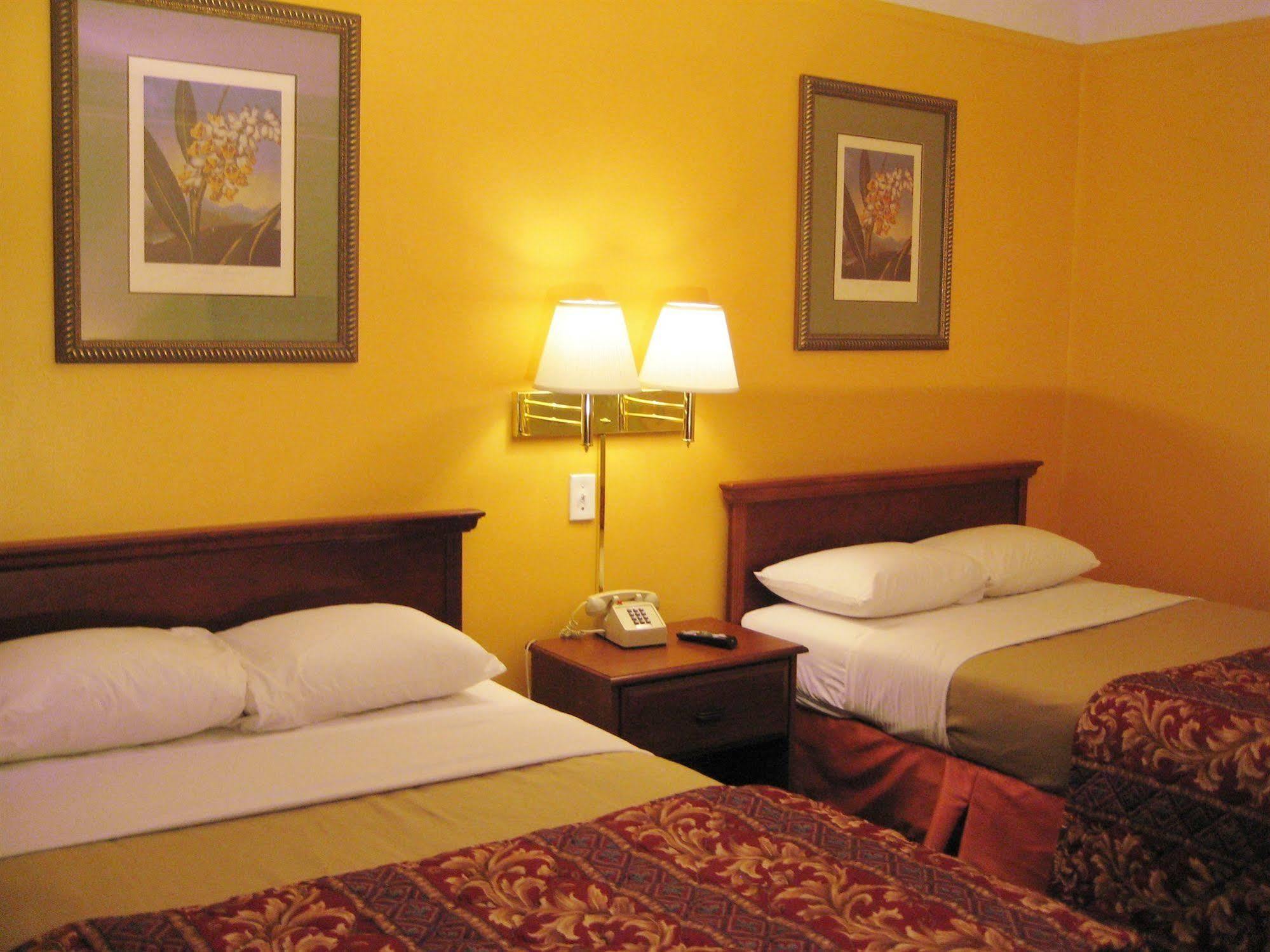 Charlotte Express Inn ภายนอก รูปภาพ