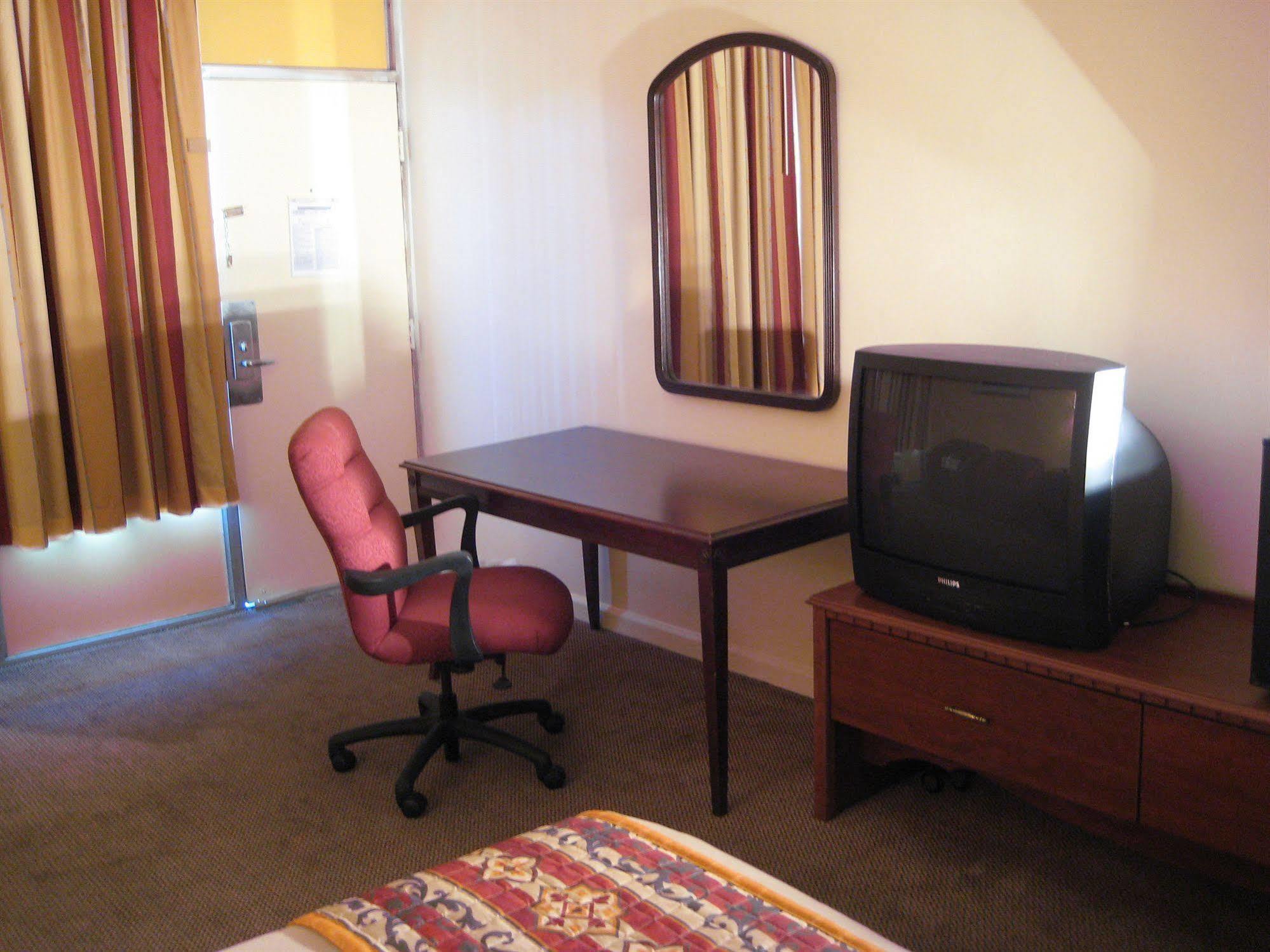 Charlotte Express Inn ภายนอก รูปภาพ
